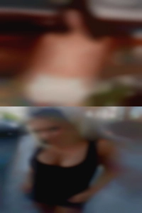 Mrs girls Waxed is sexy horny very Bi.